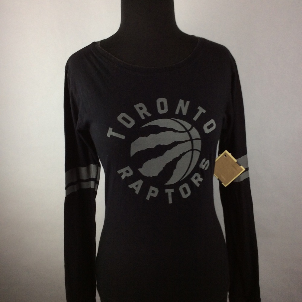 Red Jacket Women’s Medium Toronto Raptors  Shirt